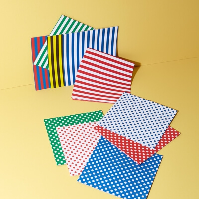 Origami Papier Streifen und Punkte