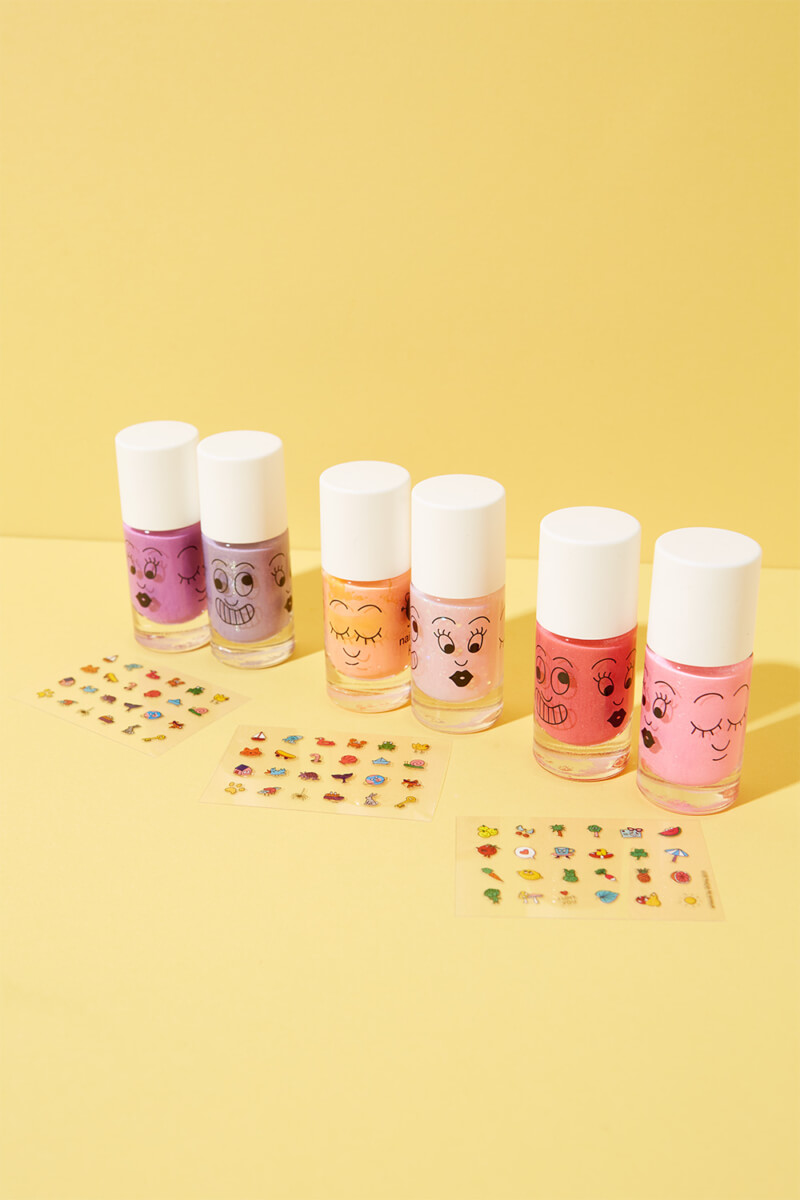 Nagelfarbe Duo Set mit süßen Nagelstickern – Bild 2