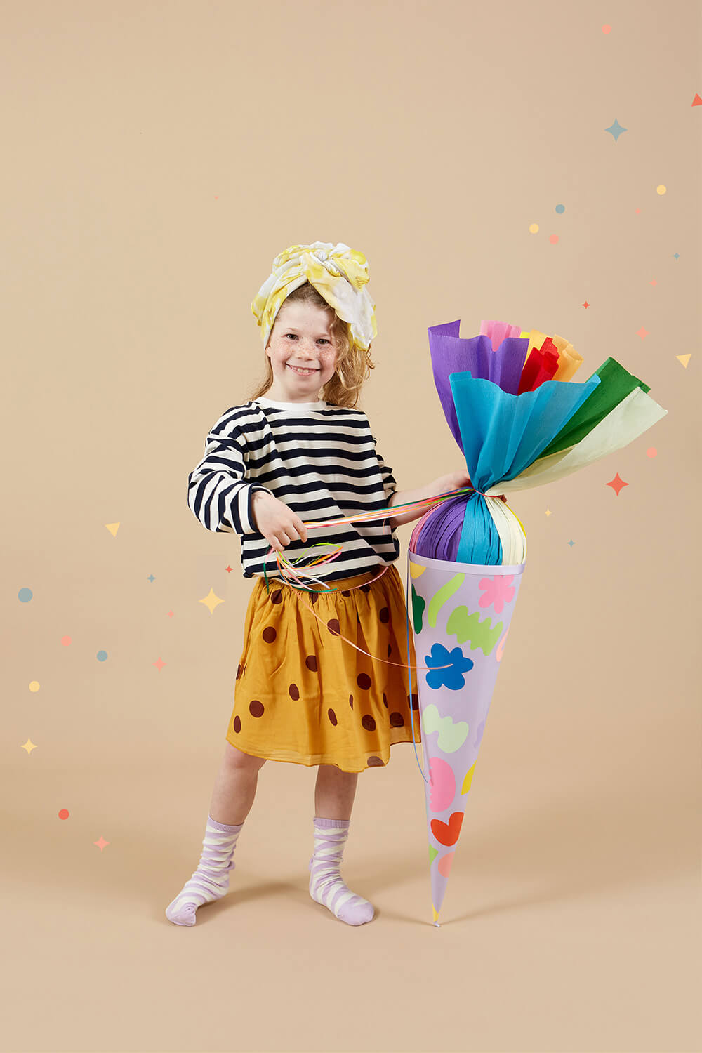 Regenbogen-Konfetti-Schultüte