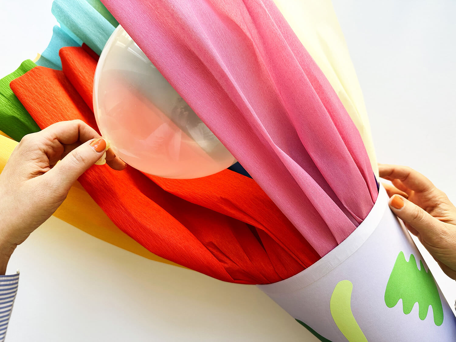 Regenbogen-Konfetti-Schultüte