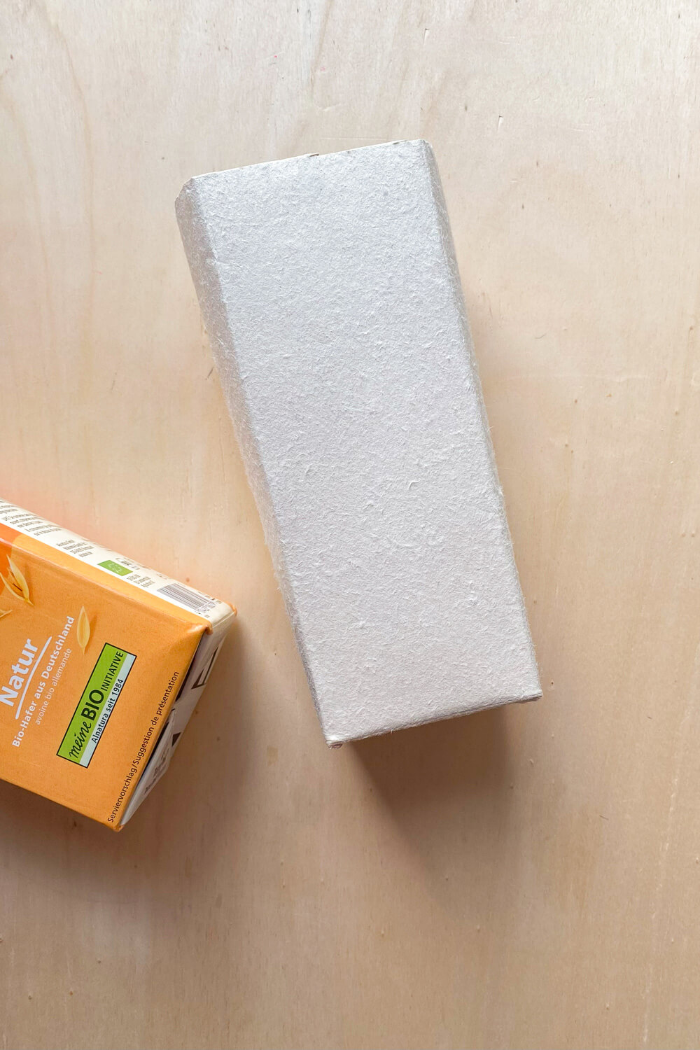 Upcycling Party! Wir basteln Blumentöpfe aus Milchkartons fürs Bienenbuffet.