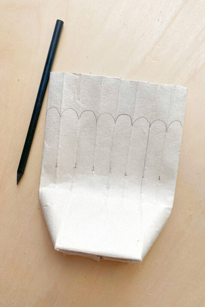 Upcycling Party! Wir basteln Blumentöpfe aus Milchkartons fürs Bienenbuffet.