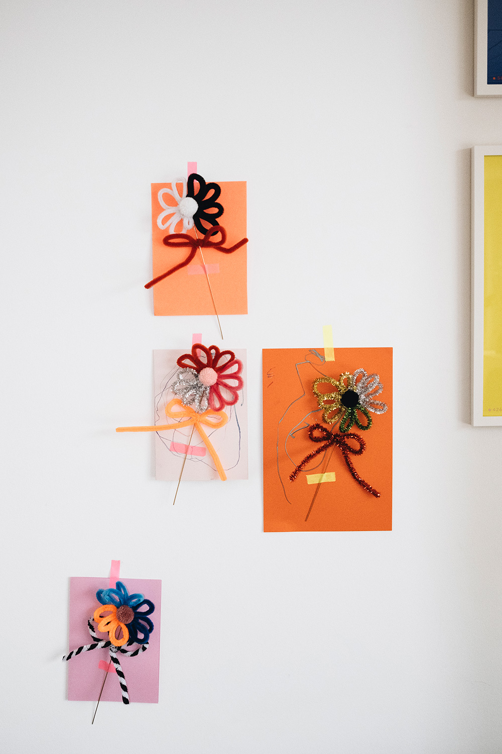 Pfeifenputzer-Blumen basteln leicht gemacht.