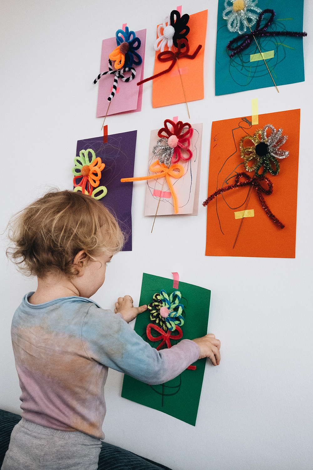 Pfeifenputzer-Blumen basteln leicht gemacht.