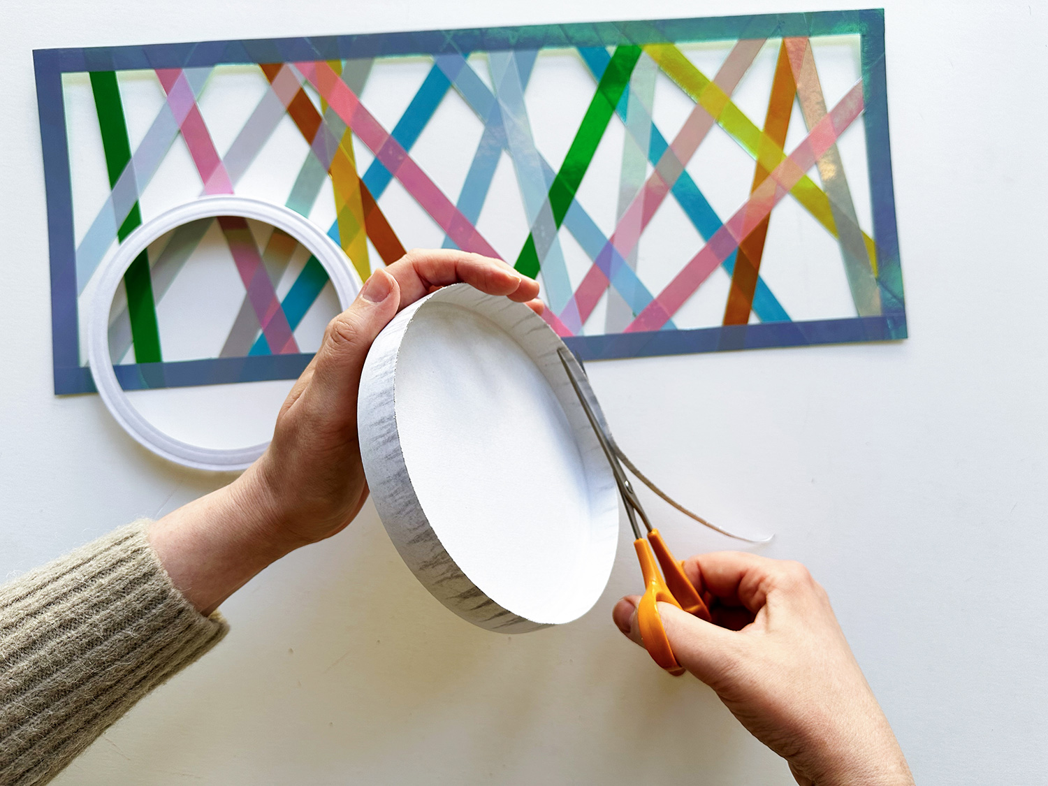 Lass uns die neue Käseschachtel-Laterne “Super Galaxy” basteln.