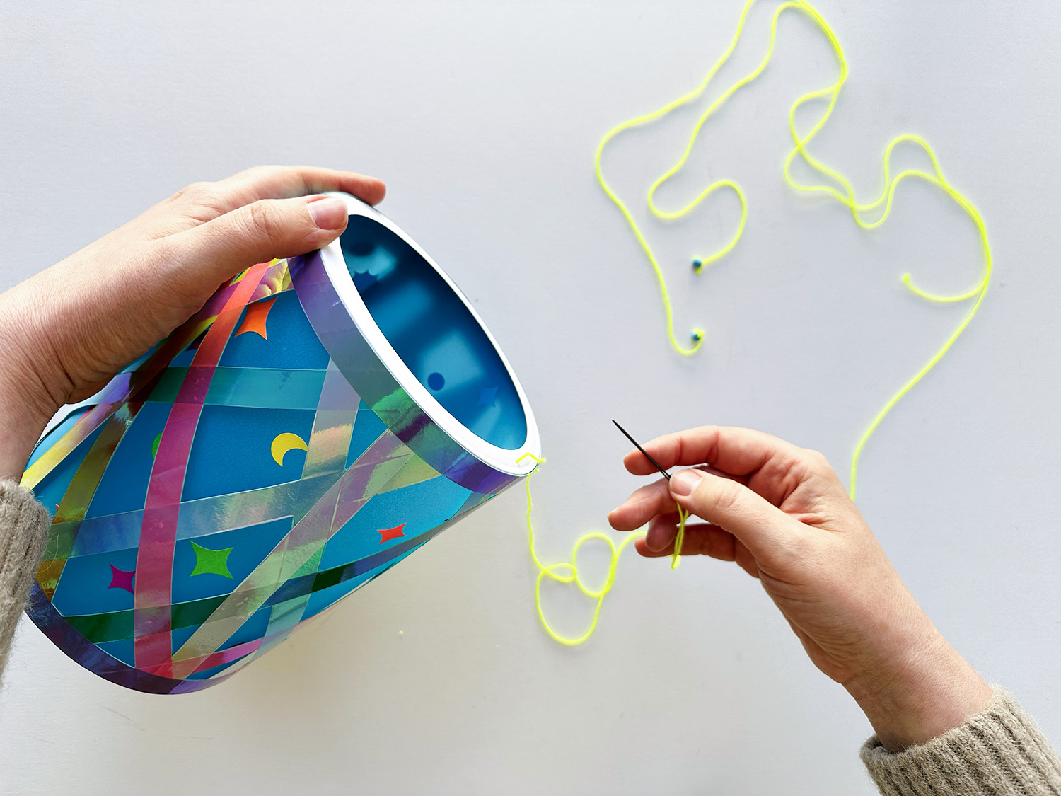 Lass uns die neue Käseschachtel-Laterne “Super Galaxy” basteln.