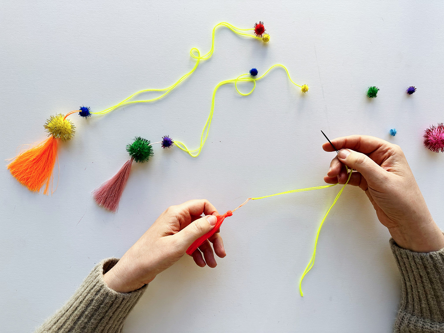 Lass uns die neue Käseschachtel-Laterne “Super Galaxy” basteln.