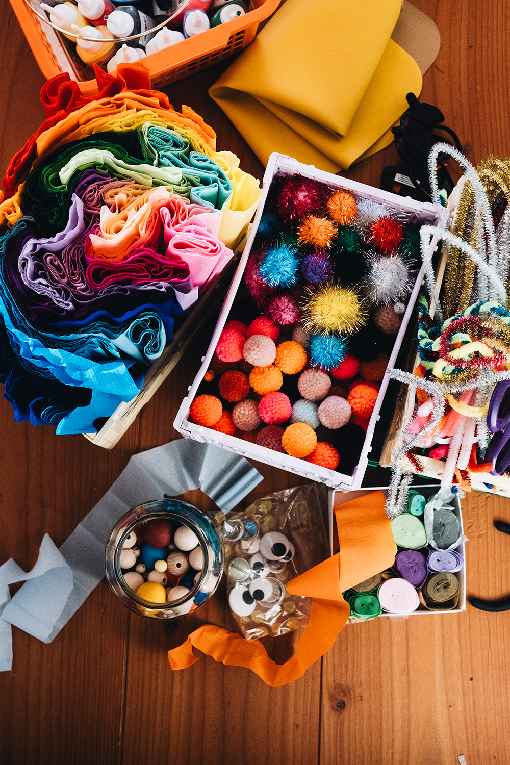 Dieses Bastelmaterial gehört in einen gut ausgestatteten Bastelfundus.