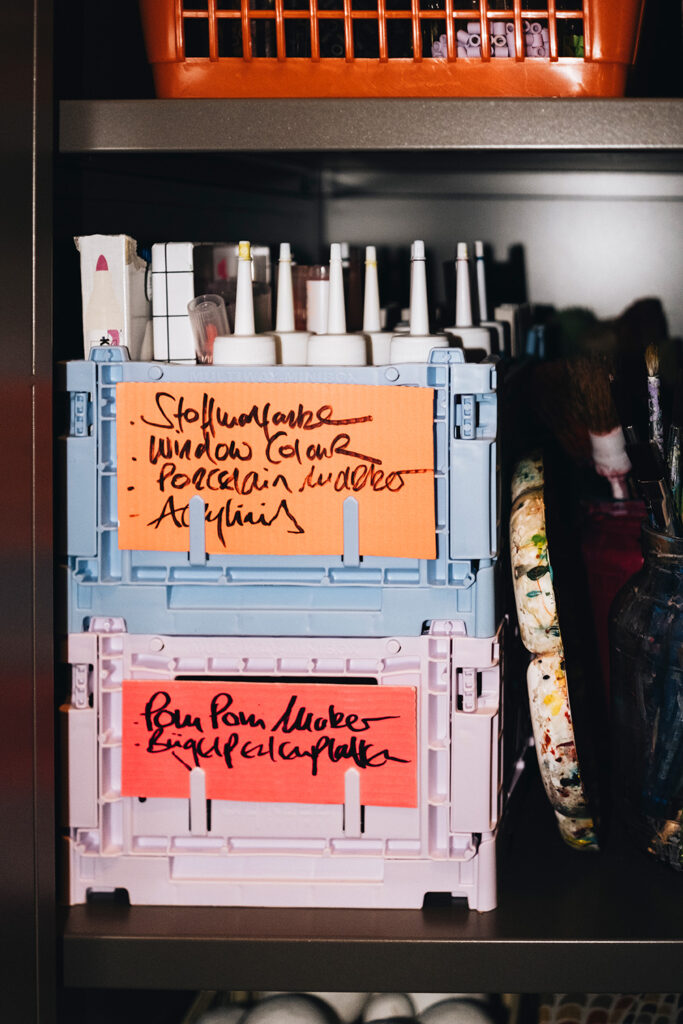 Dieses Bastelmaterial gehört in einen gut ausgestatteten Bastelfundus.