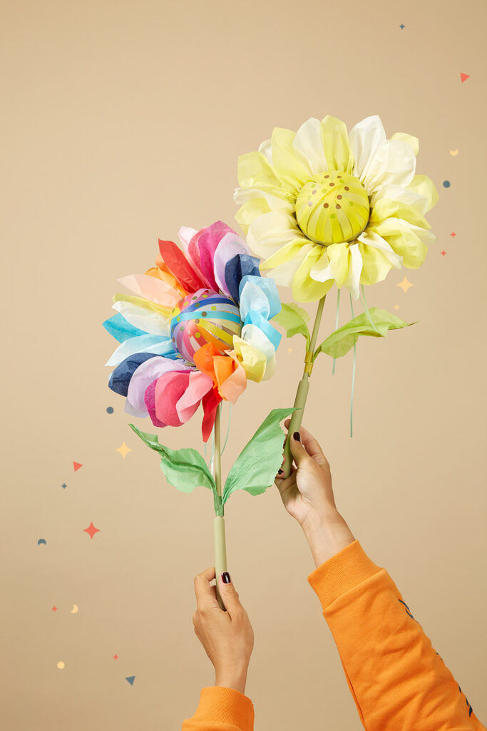 Lass uns eine Sonnenblumen-Laterne basteln.