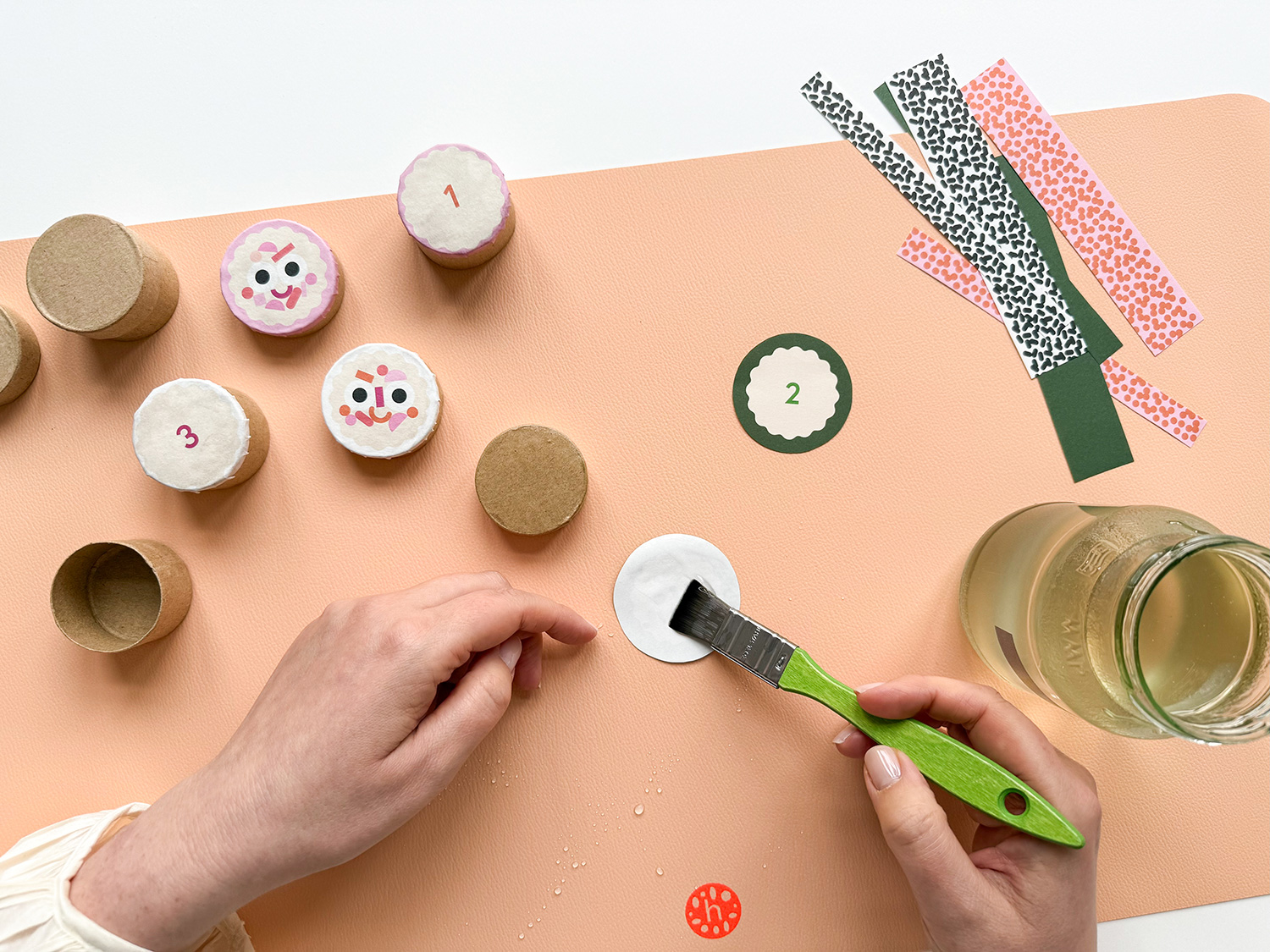 Lass uns einen Sushi-Adventskalender basteln.