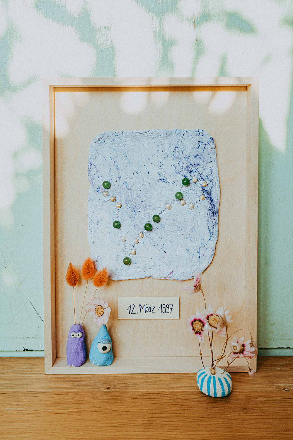 Lass uns Sternzeichen-Bilder basteln.