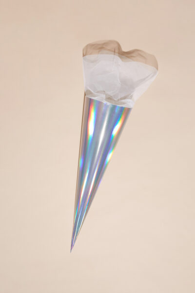 Irisierende Geschwister-Schultüte “Out of Space” mit Tüllverschluss