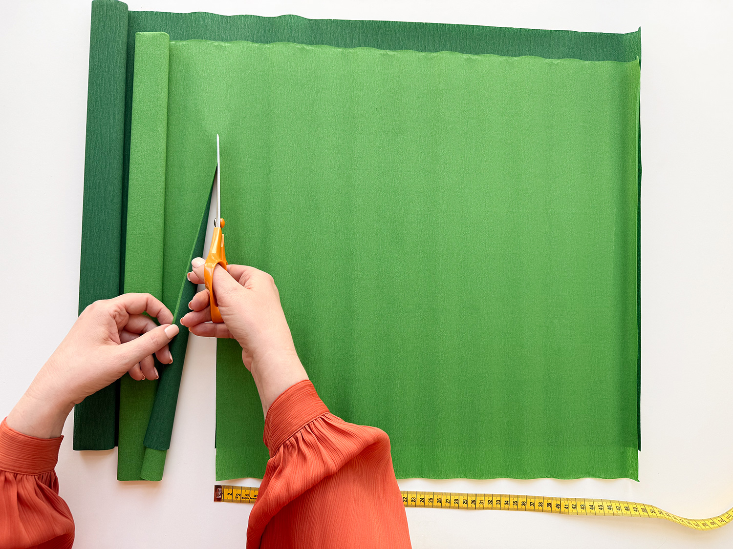 Lass uns die Ninja-Schultüte zur Einschulung basteln.