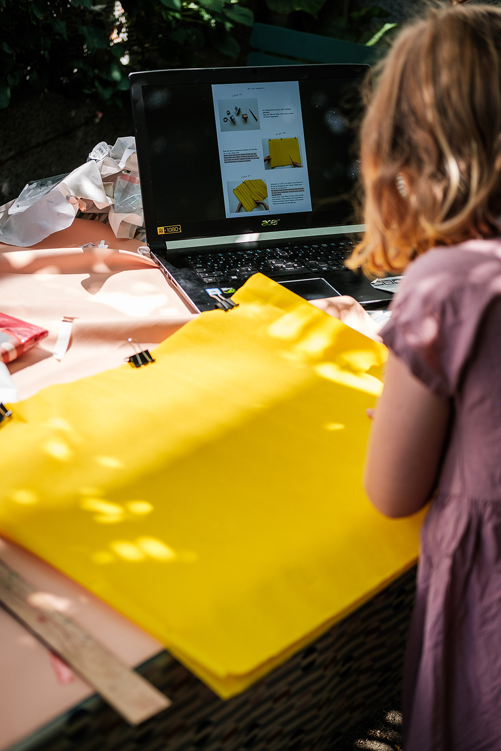 Lass uns die original WE LIKE MONDAYS Raketen-Schultüte basteln.