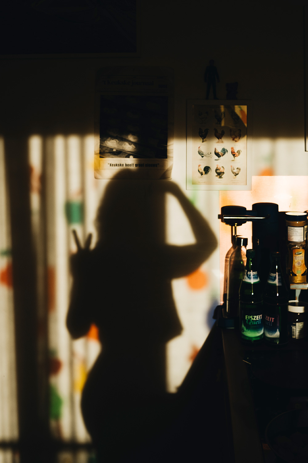 Bastelspaß mit Fensterfolie: Lass uns für Erntedank Gemüse als Fensterdeko basteln.